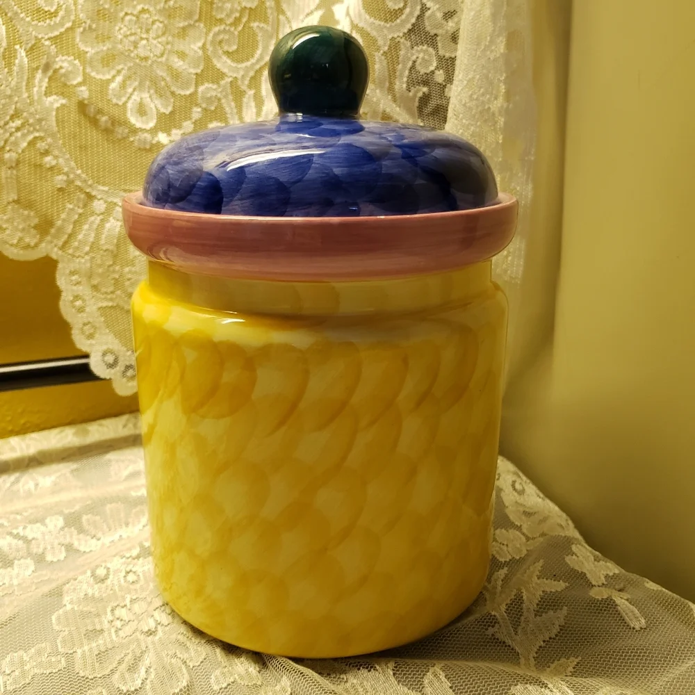 Vtg Canister Cookie Jar GEI Grapes Sealing Lid